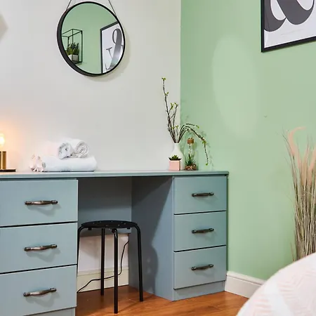 3 Bedroom, En - Perfect For Groups! リーズ