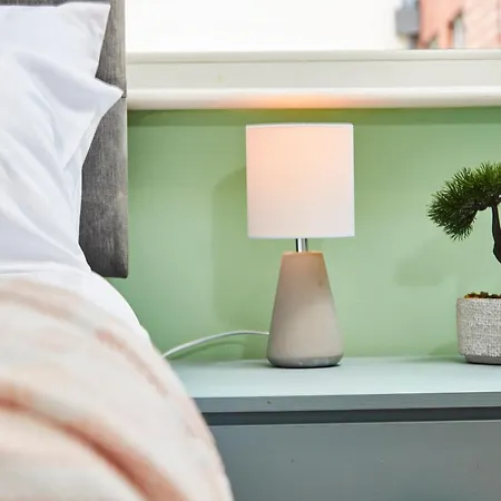 Апартаменти 3 Bedroom, En - Perfect For Groups!