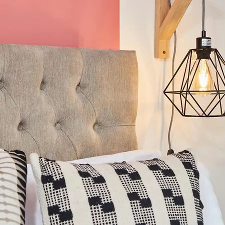 3 Bedroom, En - Perfect For Groups! Leeds