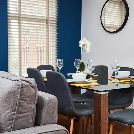 3 Bedroom, En - Perfect For Groups! Leeds